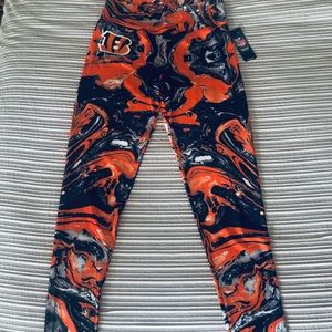 NWT NFL ZUBAZ Women XXL Cincinnati Bengals legging